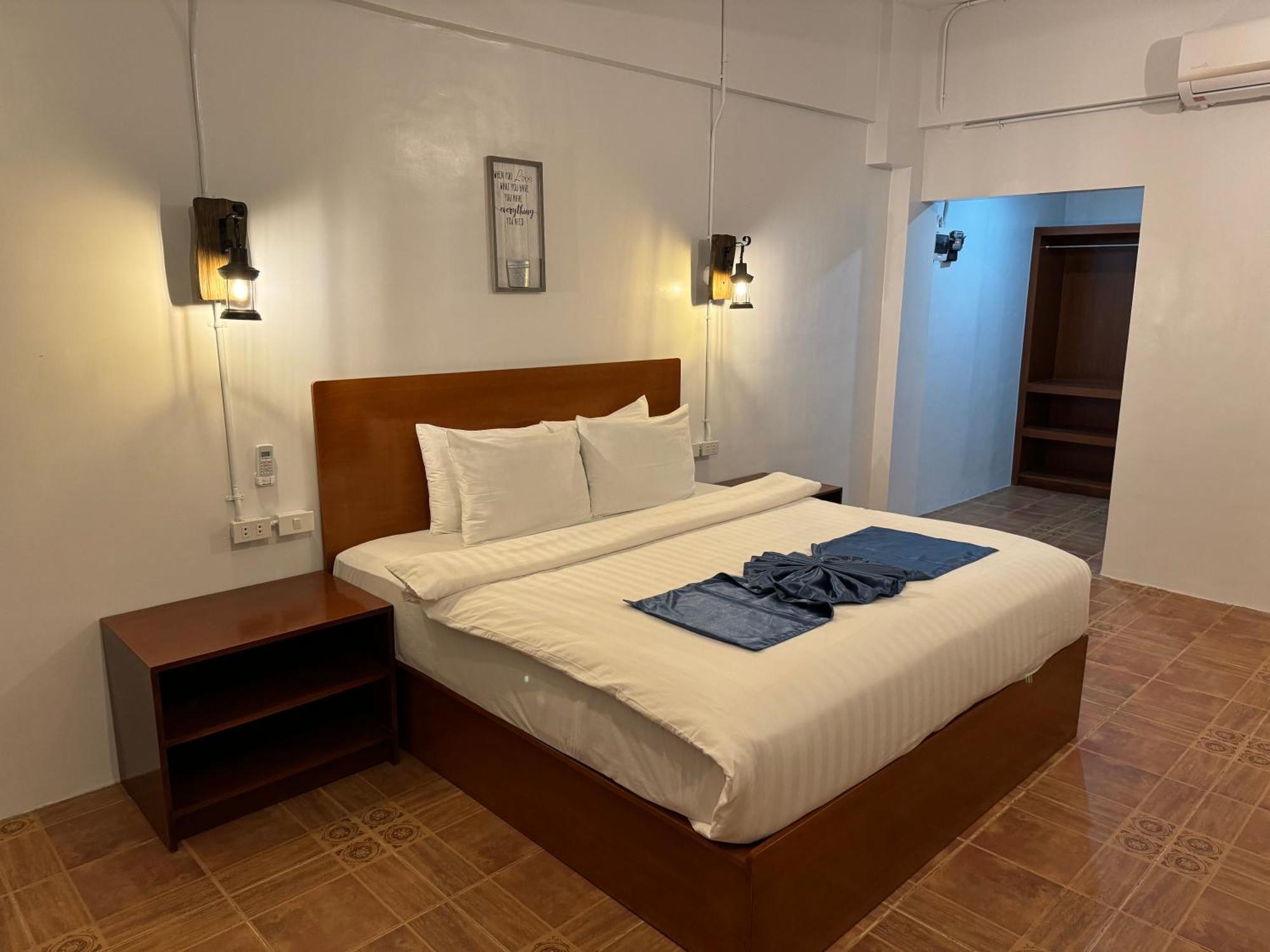 Bolabog Beach Resort Balabag  Экстерьер фото